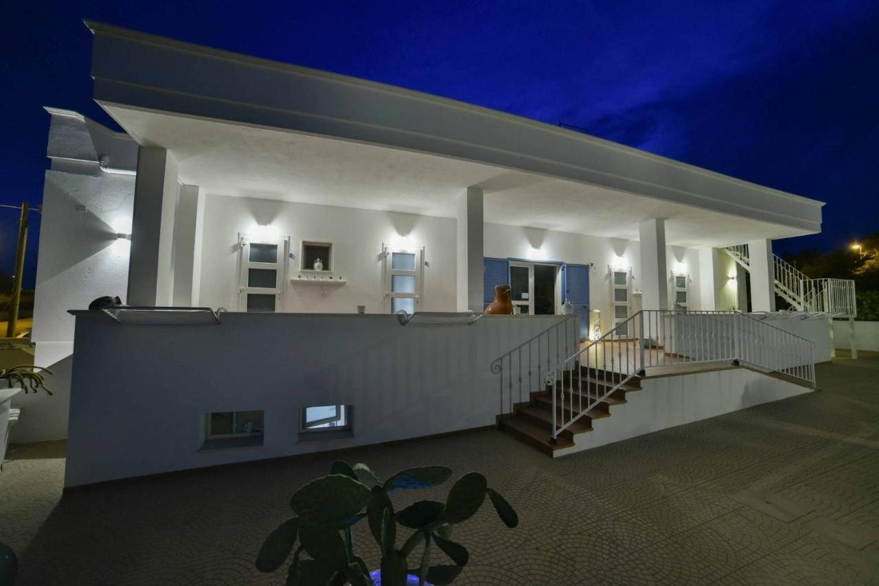 La Caletta Bed And Breakfast Torre Santa Sabina Exterior foto